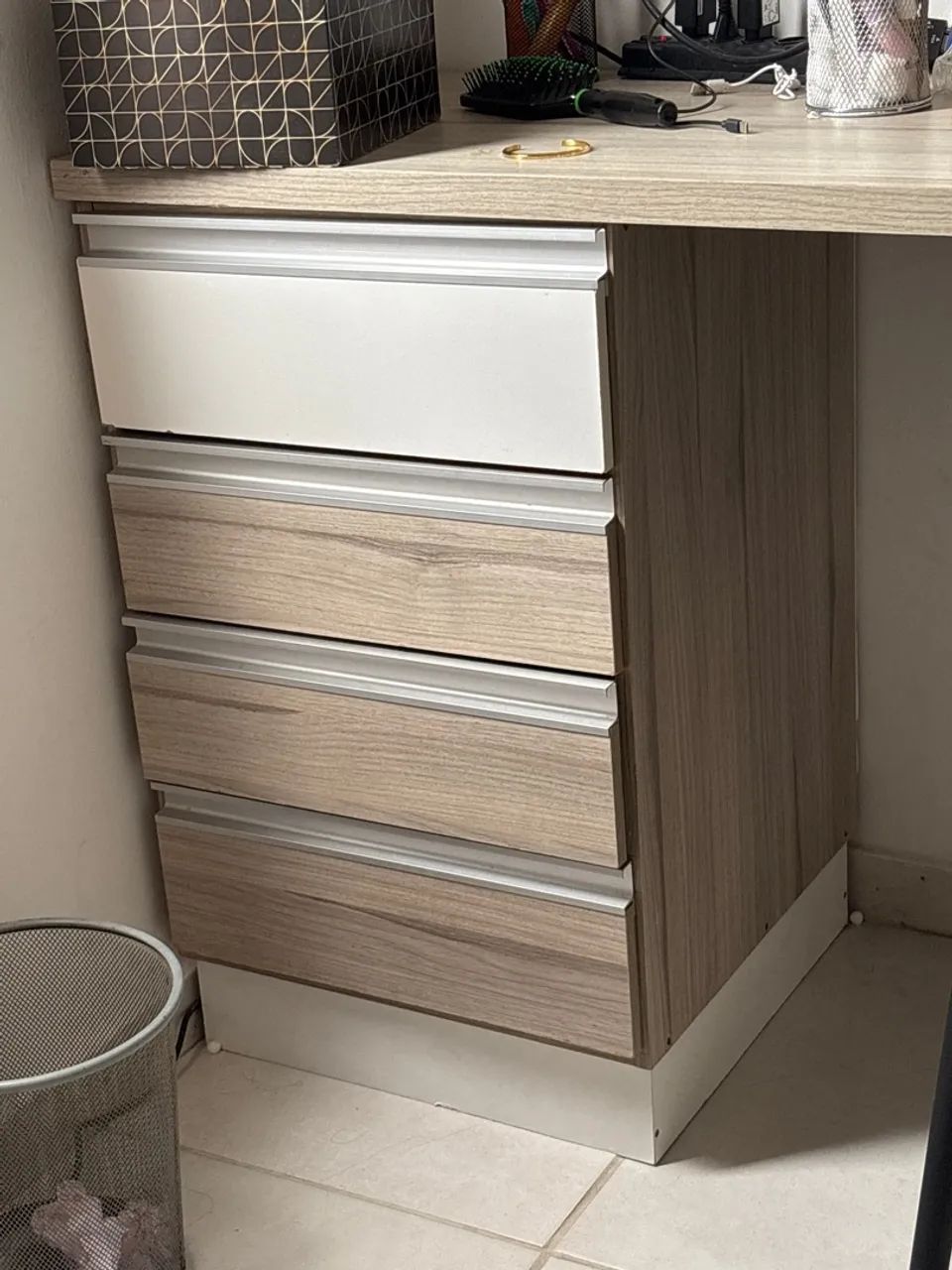 Mesa de escritório/estudo - Foto 3