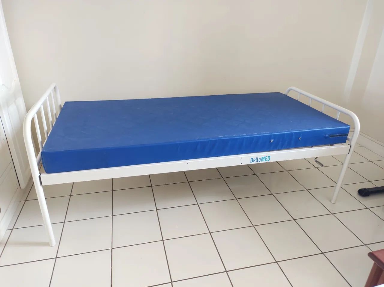 Cama hospitalar semi nova - Foto 5