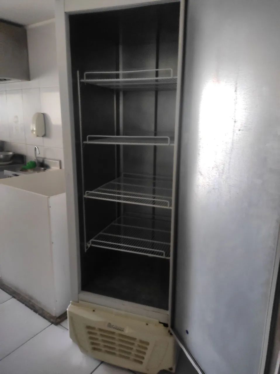Expositor geladeira gelopar 570l - Foto 4