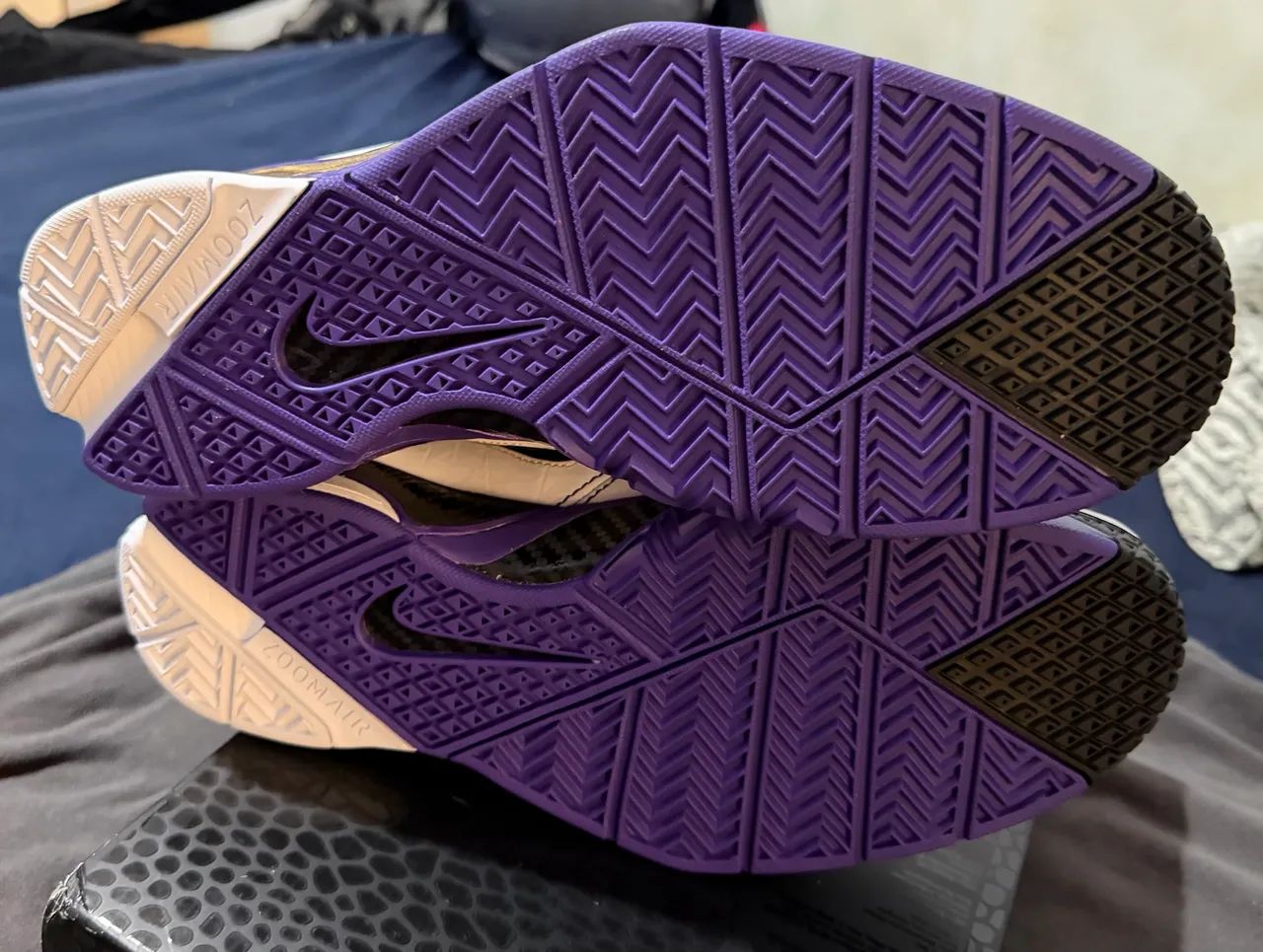 Tênis Kobe 1 Protro Nike Basquete - Foto 5
