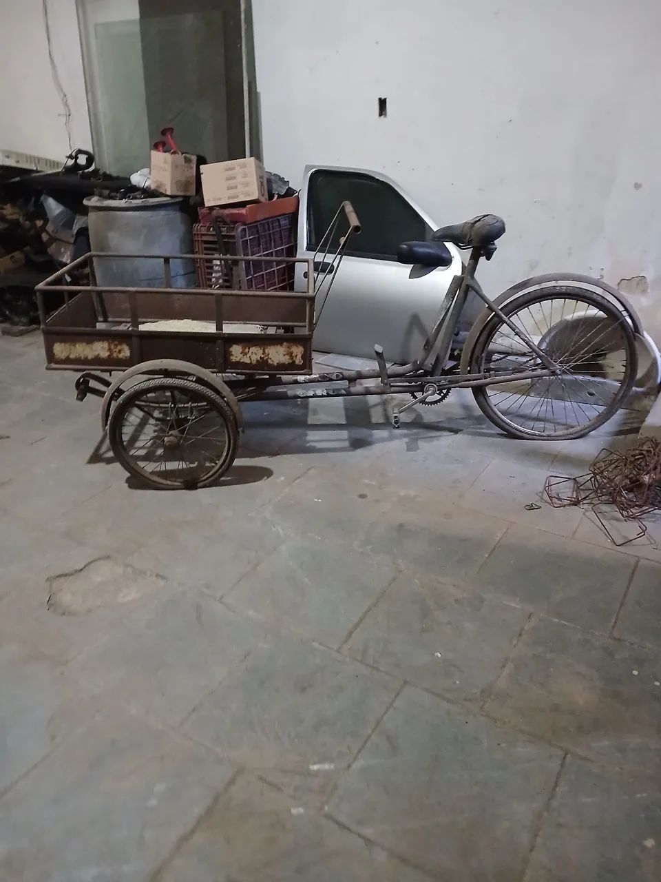 Triciclo de trabalho antigo - Foto 3