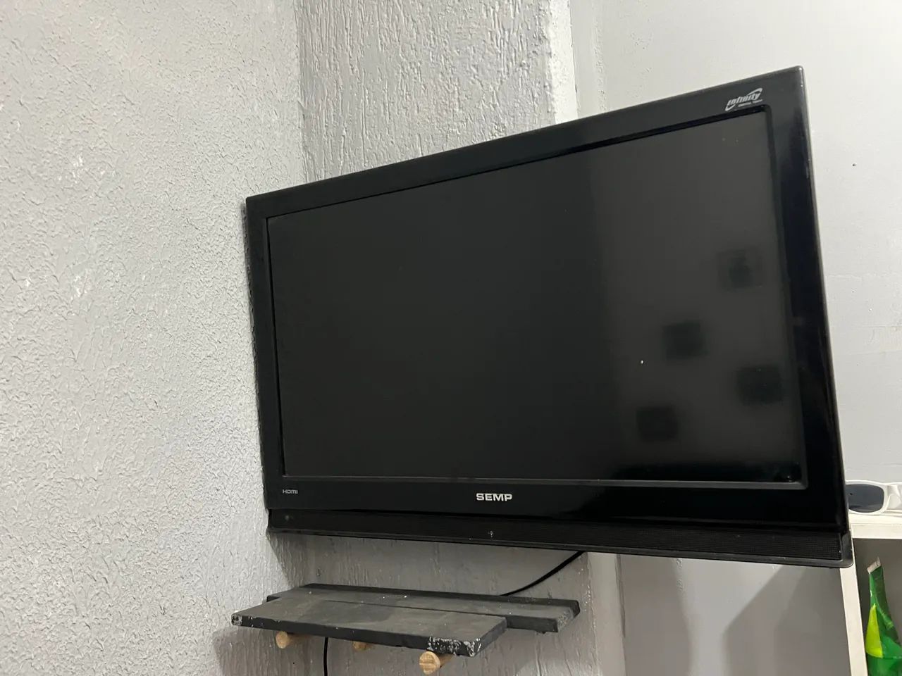 Televisão semp 