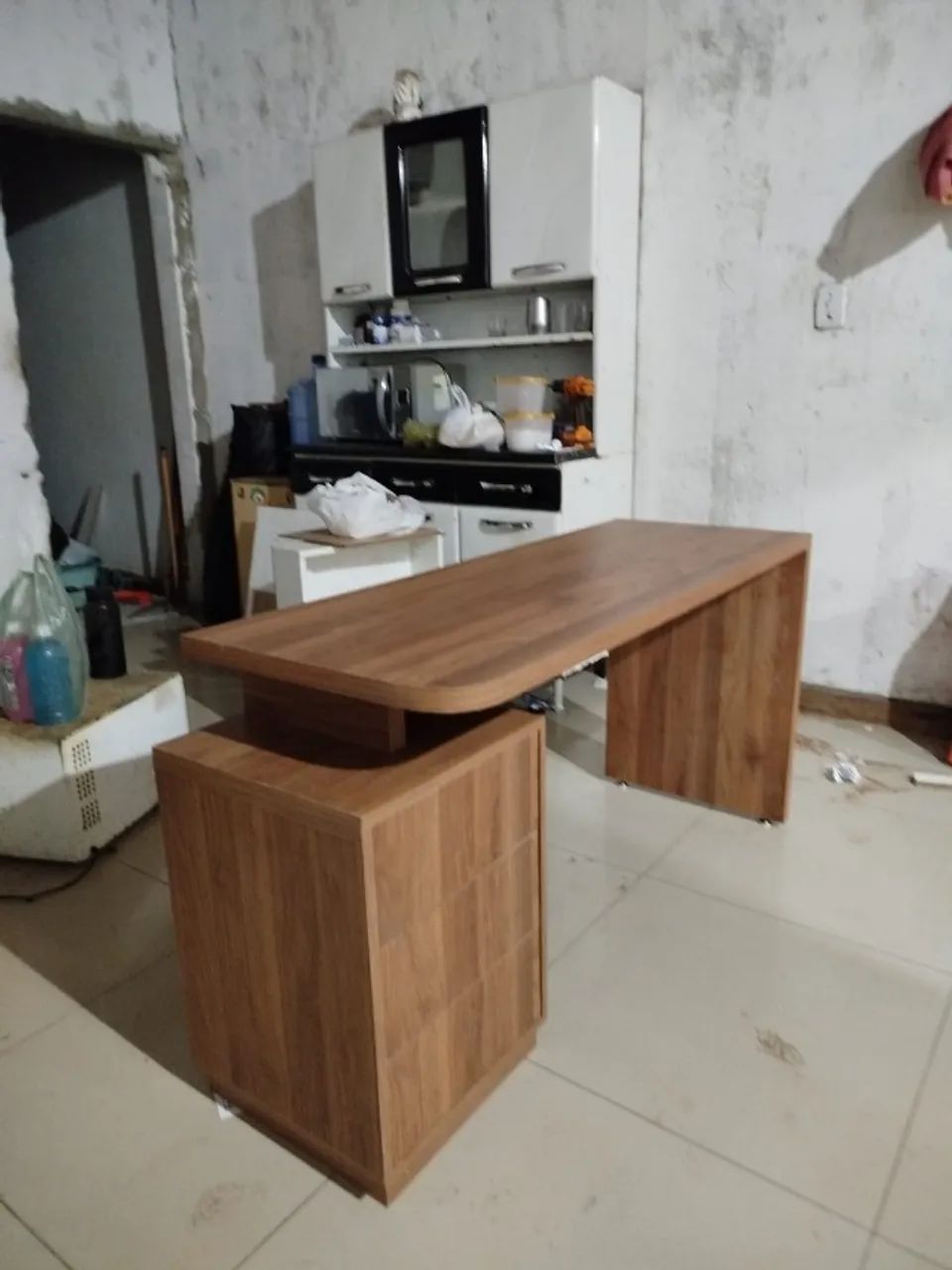 escrivaninha com 3 gavetas  - Foto 3