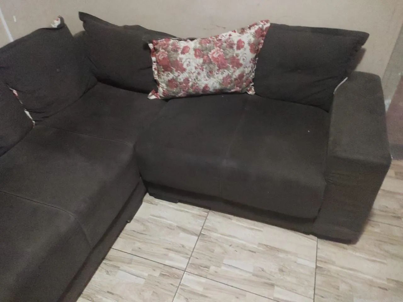 Vendo um sofá de canto 