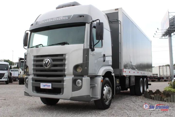Vw 24-250 com bau refrigerado - Foto 4