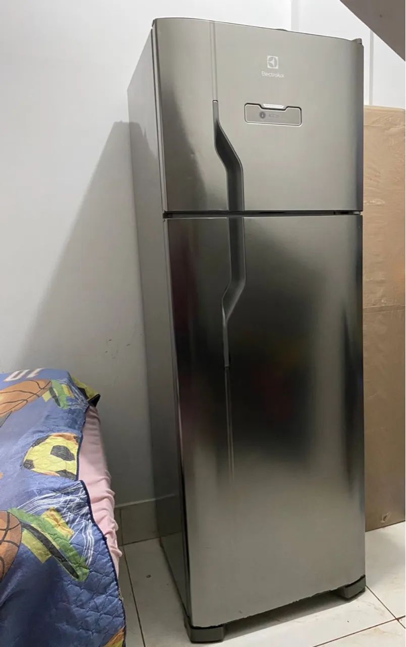 Geladeira Electrolux DFX41 frost free 371 L turbo congelamento duplex inox