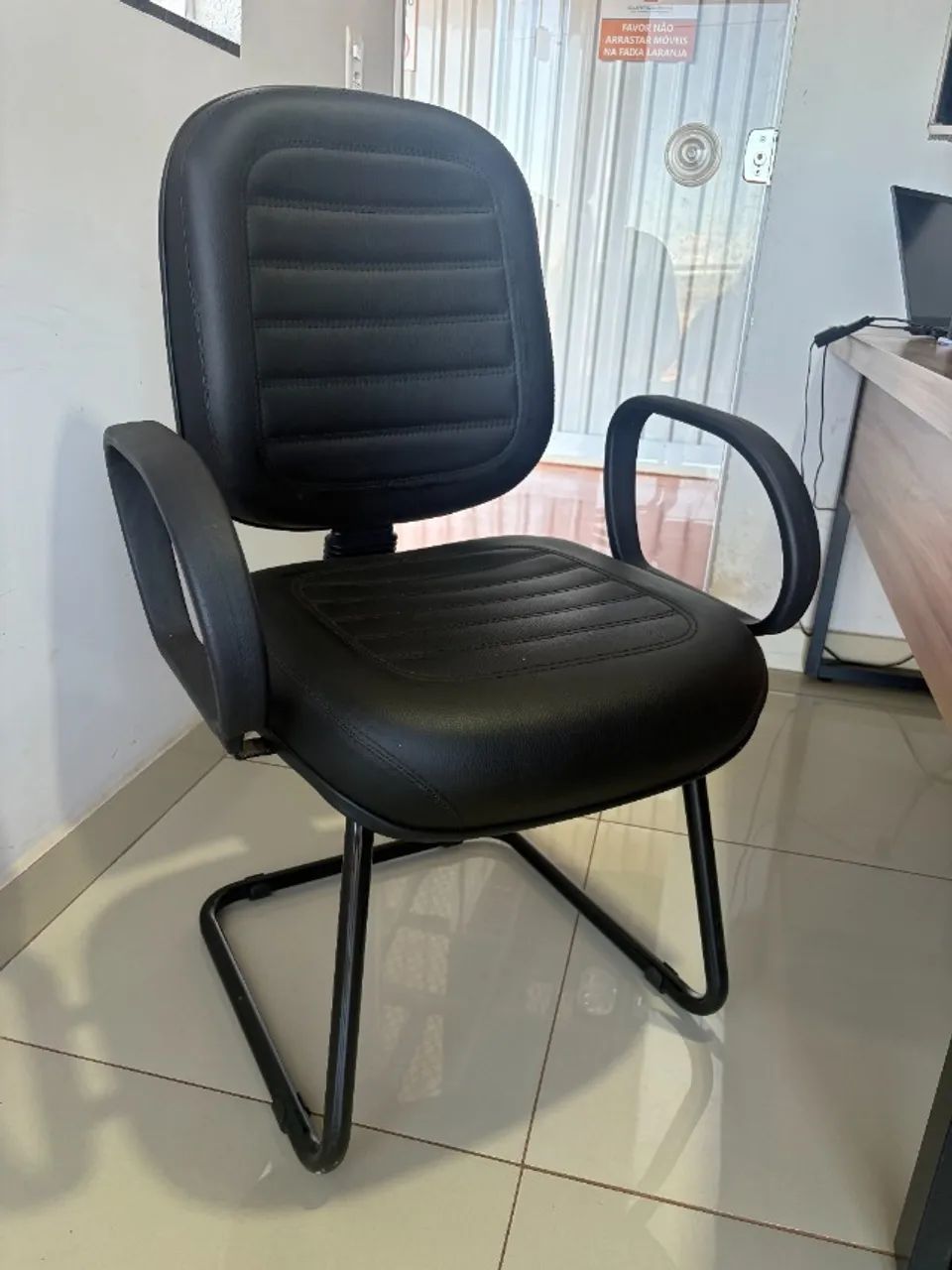 Cadeira Diretora Fixa - Foto 2