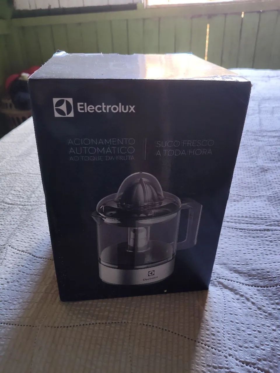 Vendendo um espremedor de laranja 