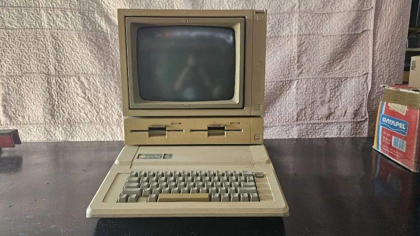 Apple IIe Original 1983 + Apple Monitor II + DuoDisk - Raro!!!