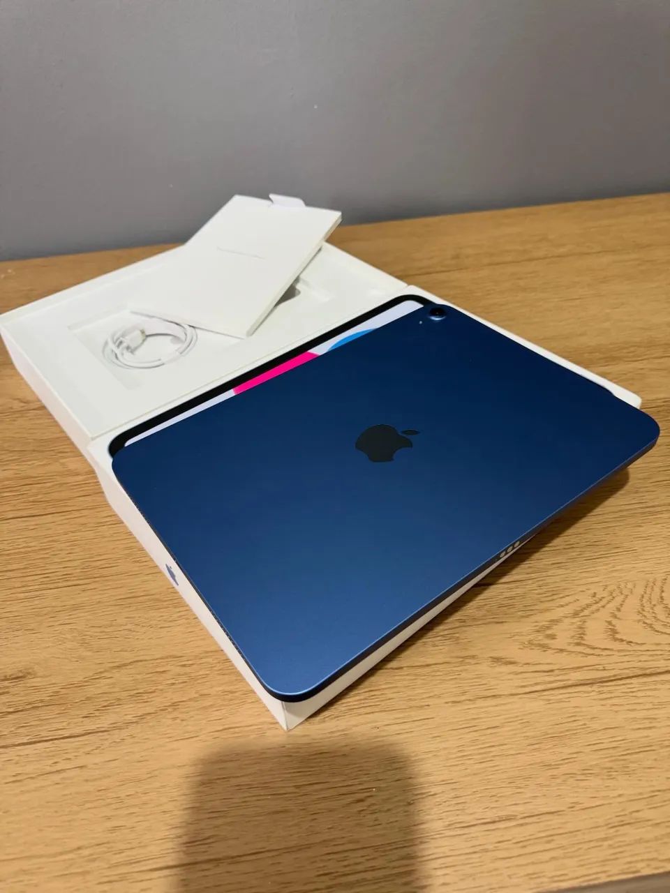 iPad 11 128Gb  com Keyboard  - Foto 2