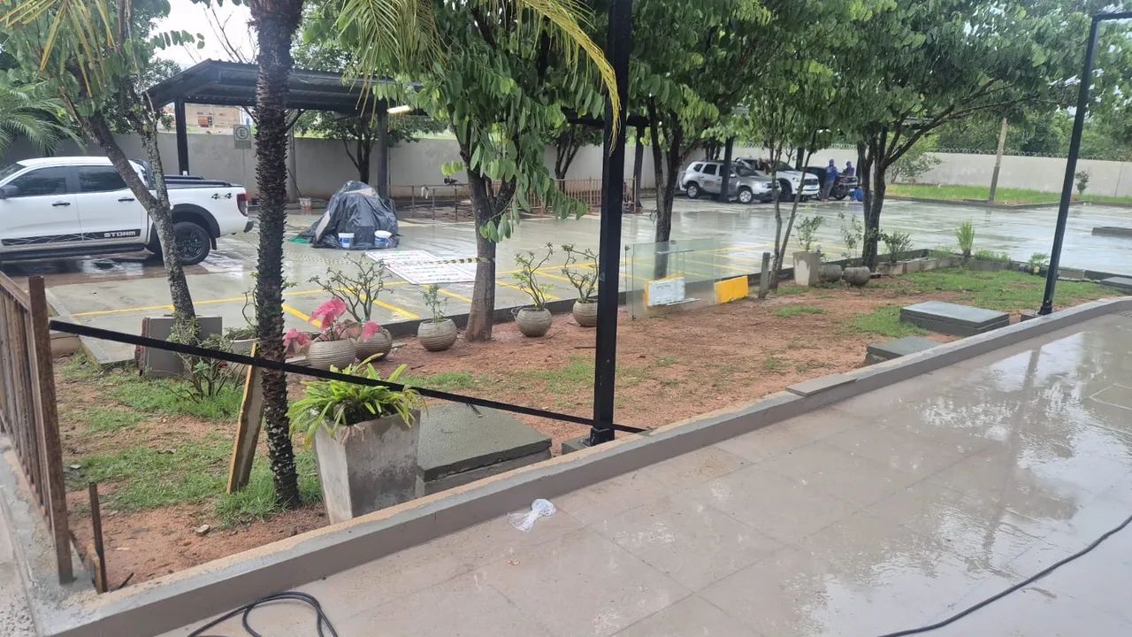 Contratamos jardineiro e pintores predial - Foto 3