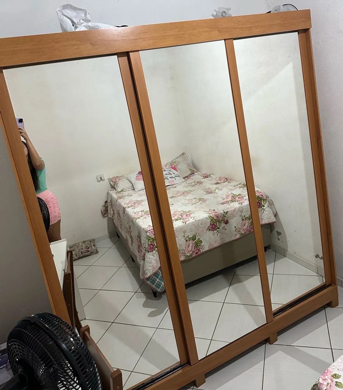 ?GUARDA-ROUPA   - 3 PORTAS ESPELHADAS, grande e 100% qualidade.?  - Foto 3