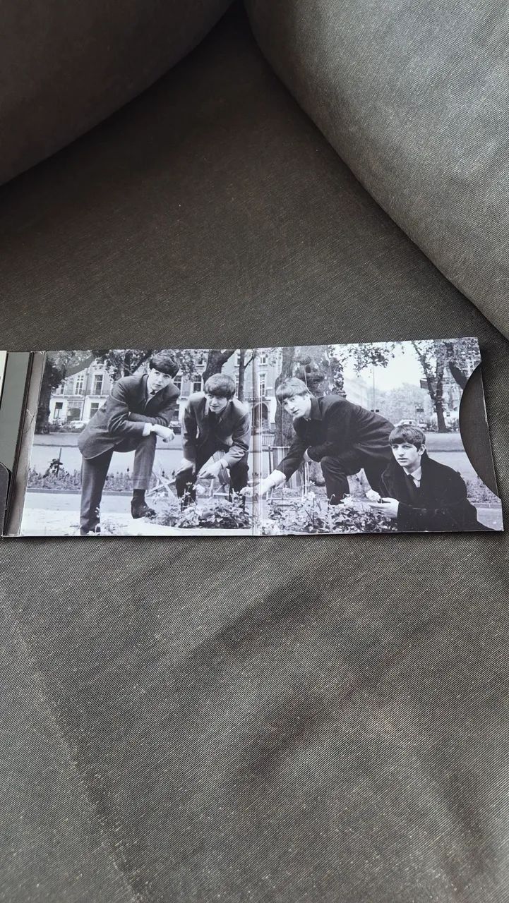 With The Beatles - Stereo - Foto 3