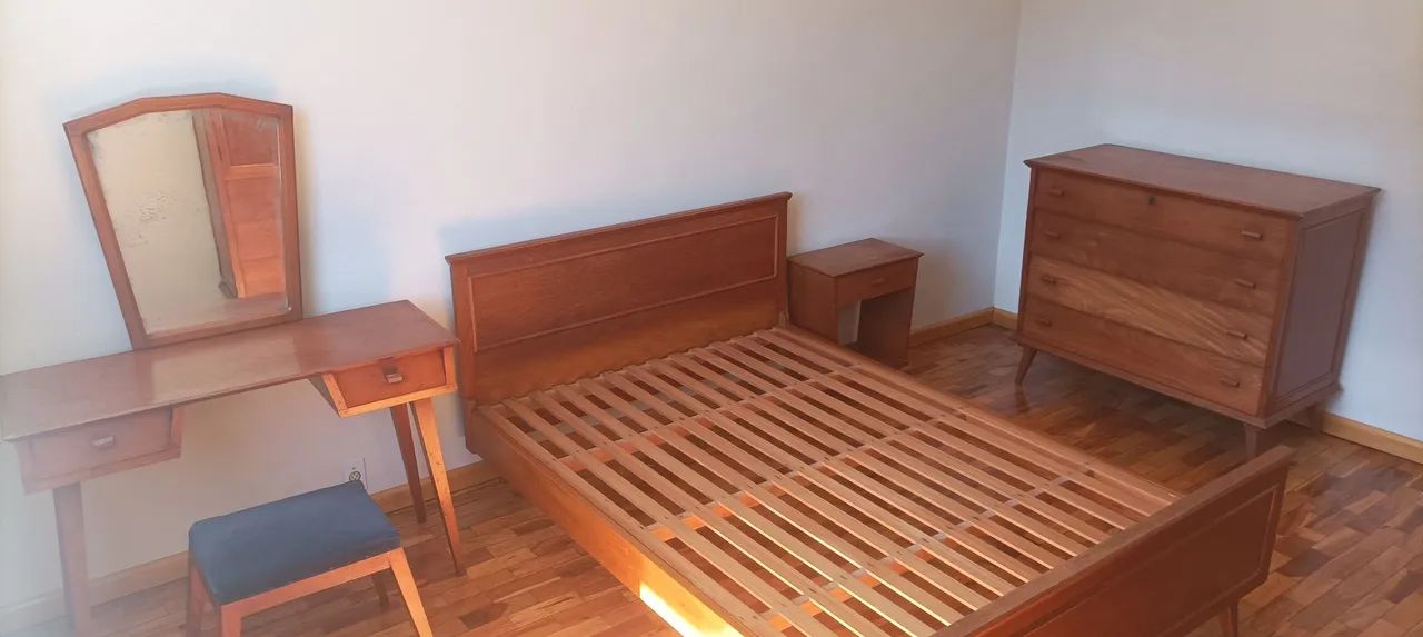 Moveis de quarto de peroba do campo 