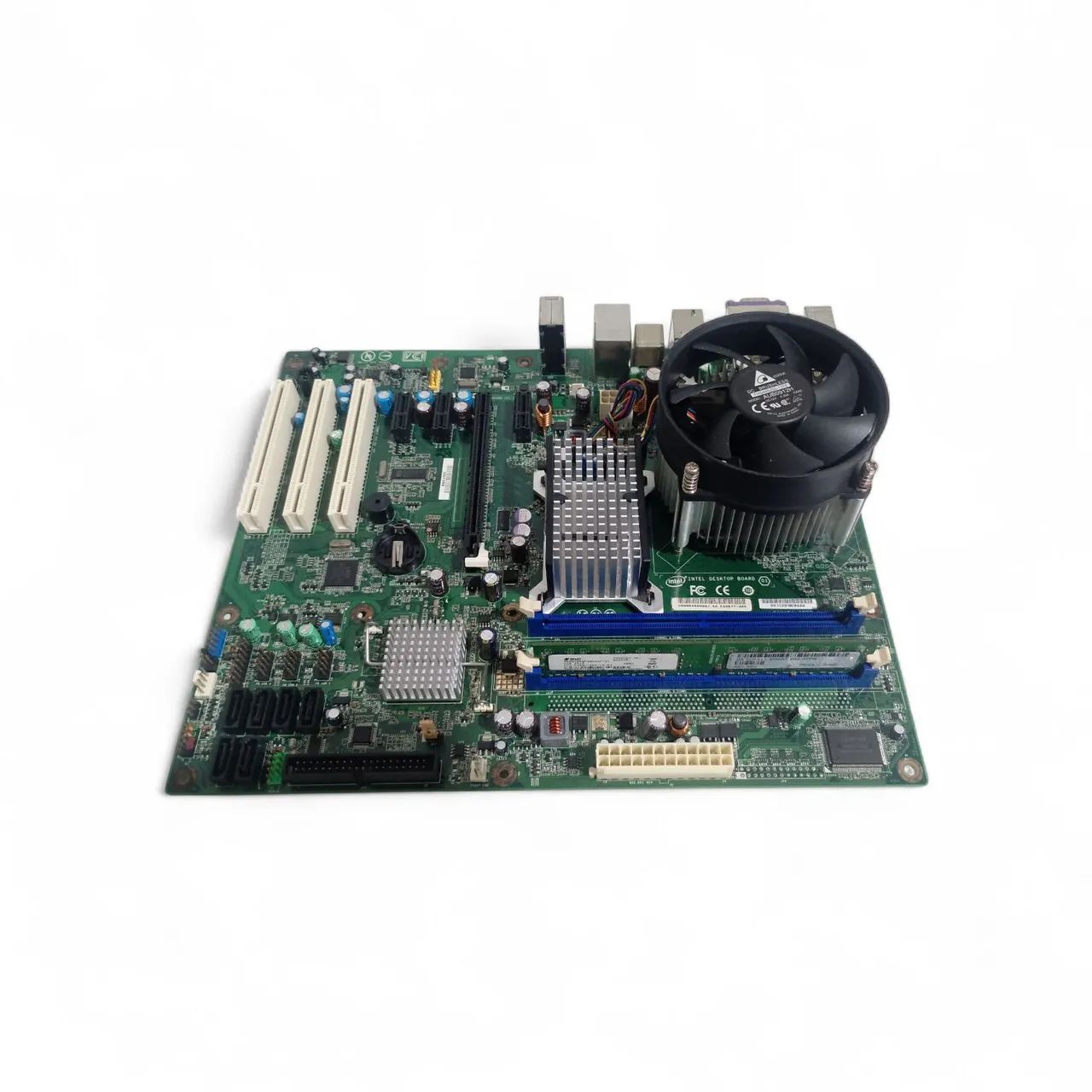 Kit Intel dg43nb Intel core 2 duo e6750 2.66ghz , cooler , 2gb , HD 500gb