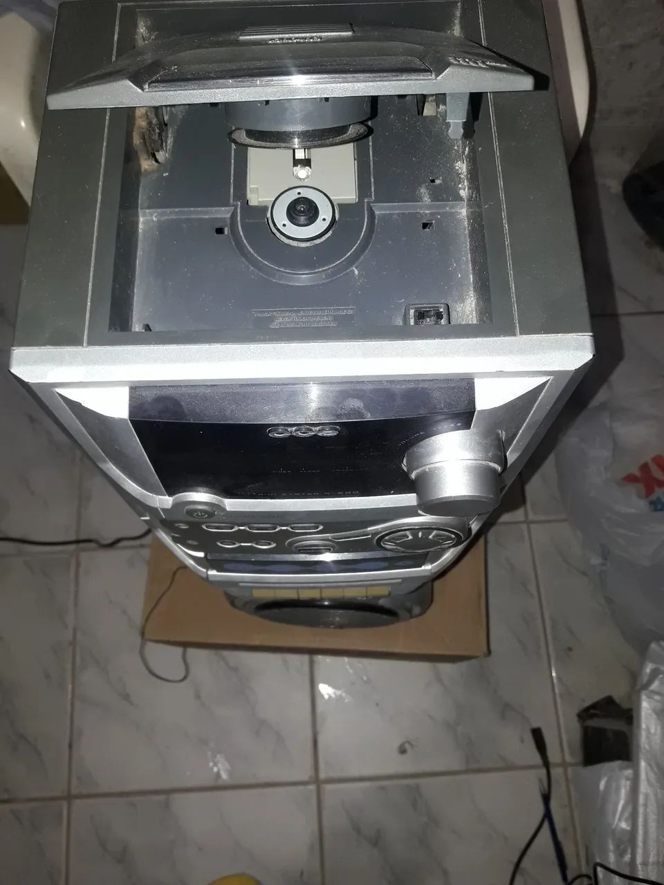 Micro System Cce com defeito, liga , mas  está sem som - Foto 5