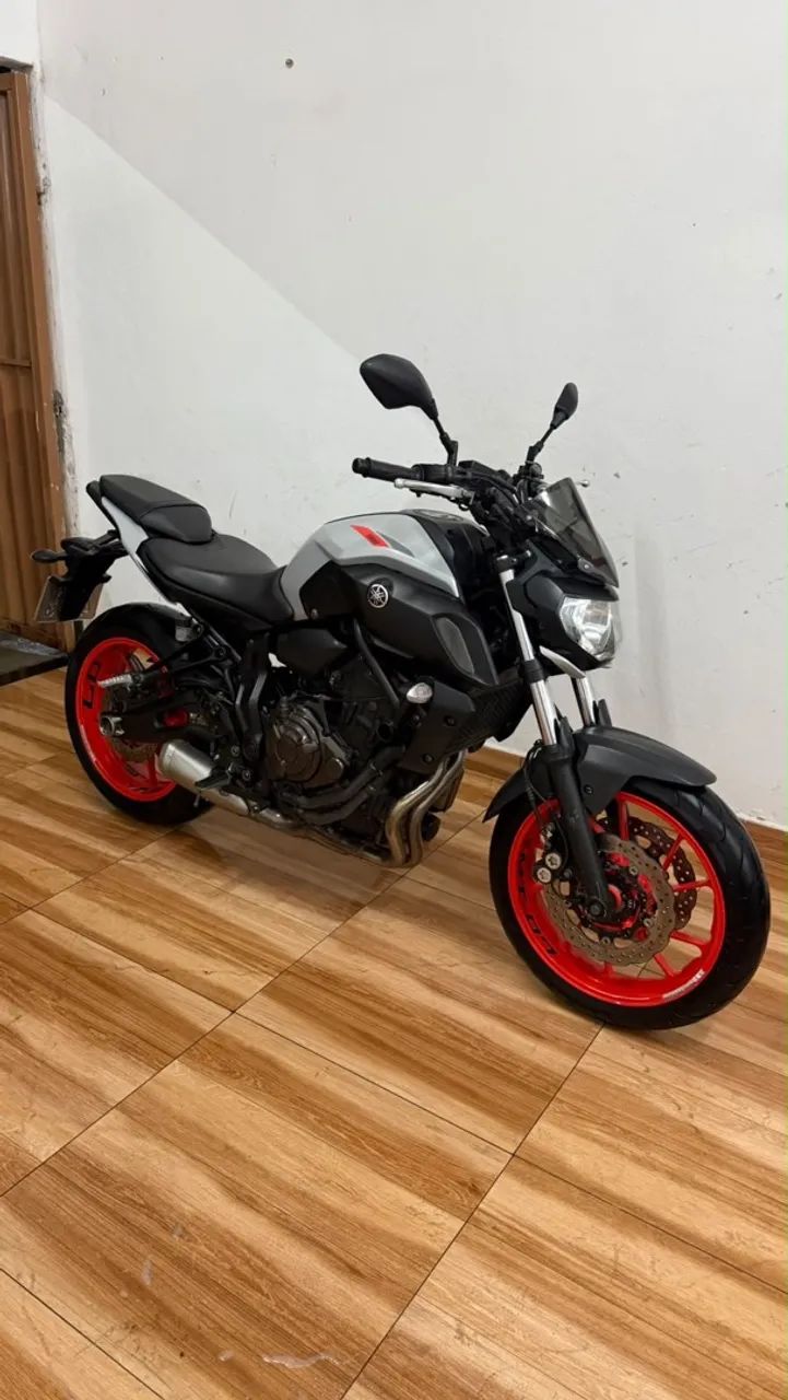 YAMAHA MT 07 NOVA  - Foto 5