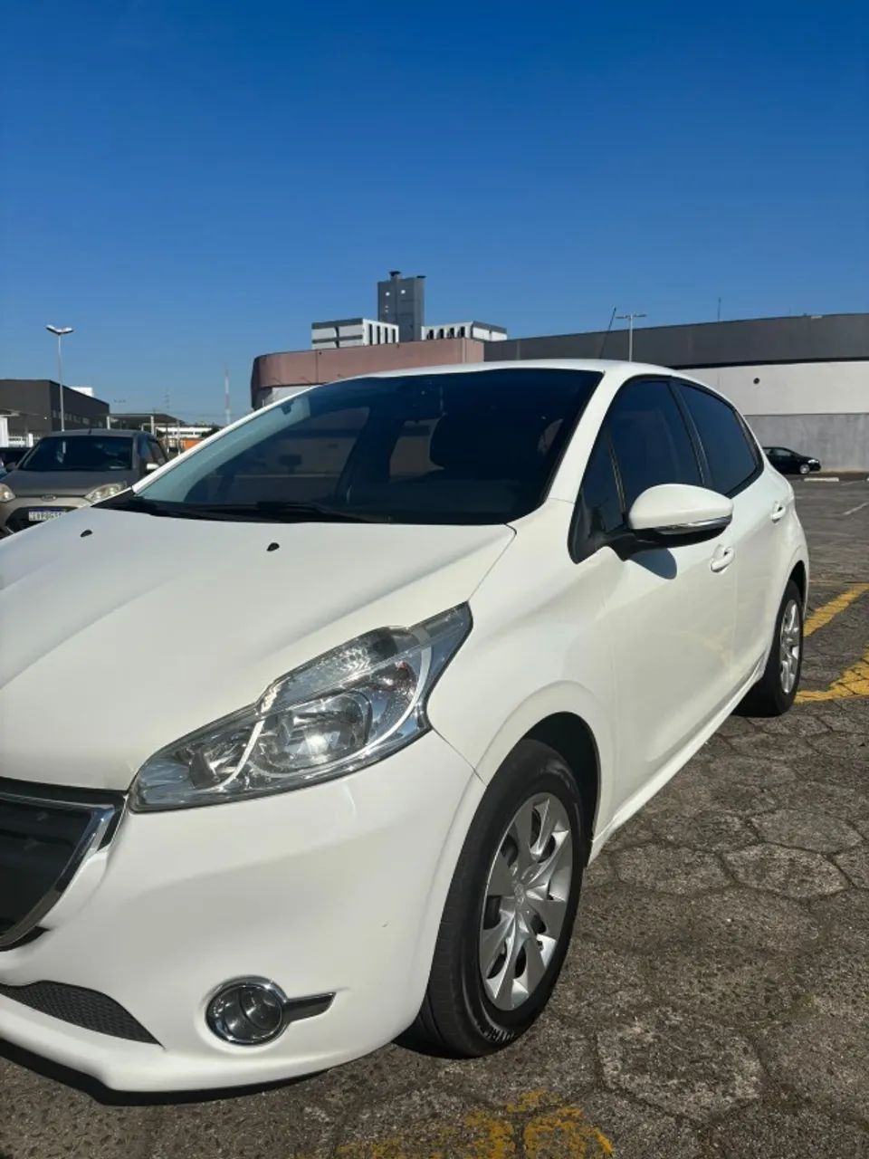 Peugeot 208 Active/active Pack 1.5 Flex 8V 5P 2014 - Foto 2