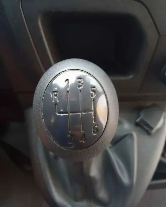 Renault Master Escolar 20 Lugares, 2019 - Foto 2