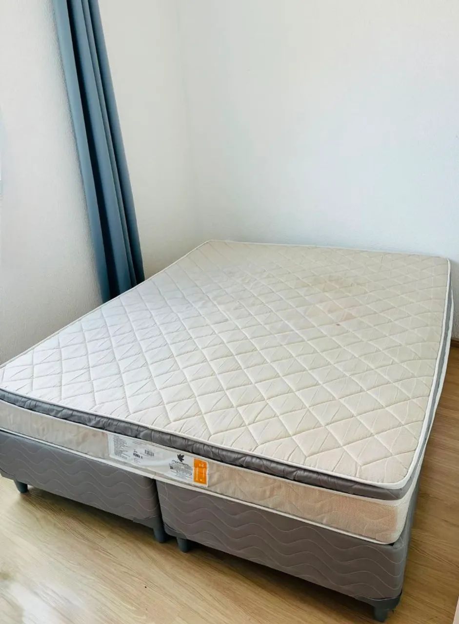 Cama de casal box Queen Montreal OPORTUNIDADE 