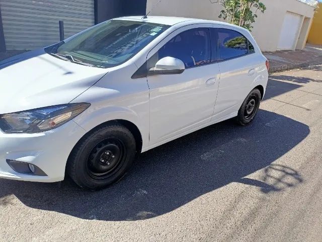 Chevrolet Onix Hatch LT 1.0 8V Flex Mec. 4P 2017 - Foto 5