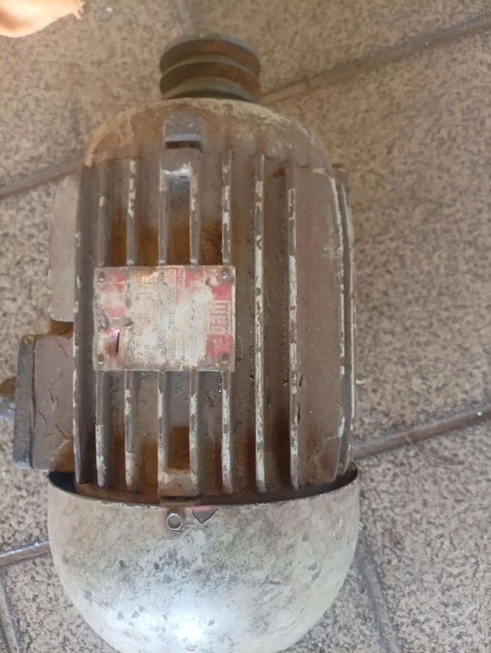 Motor elétrico 