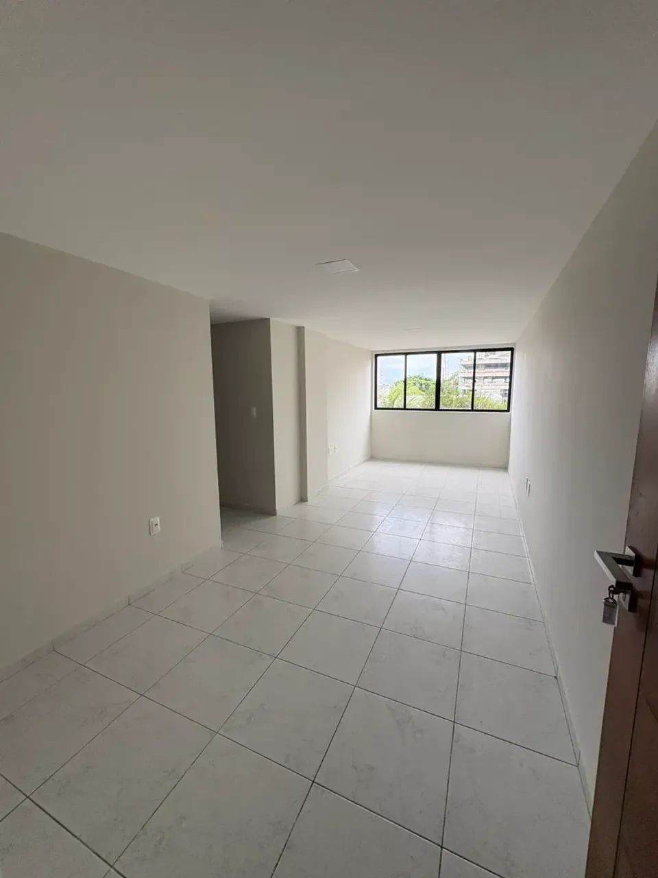 Alugo apartamento no Expedicionários com dois quartos, prédio com elevador. - Foto 5