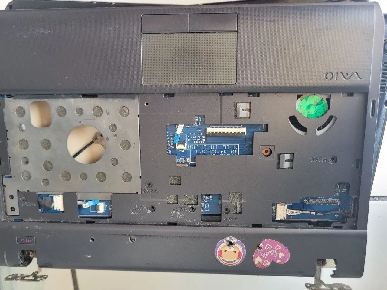Desapego carcaças diversas com peça de notebook e netbook  - Foto 2