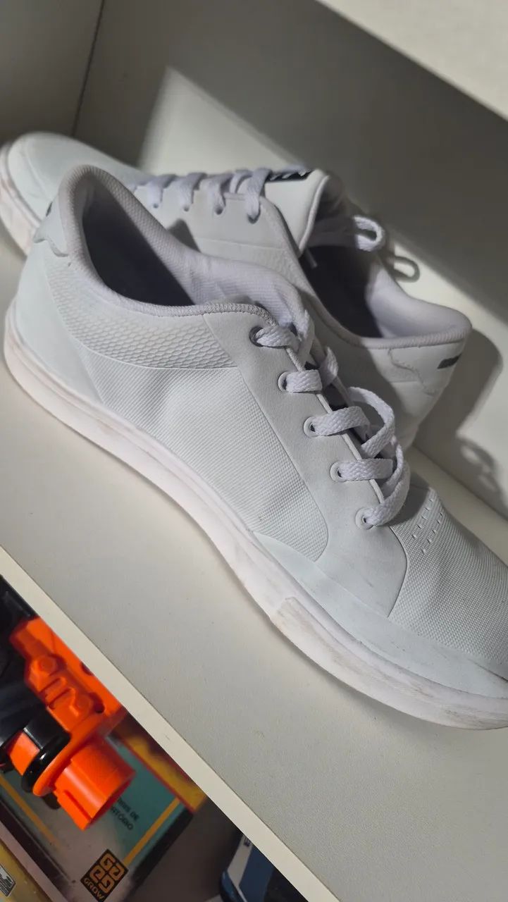 Tenis branco mormai 43 - Foto 2