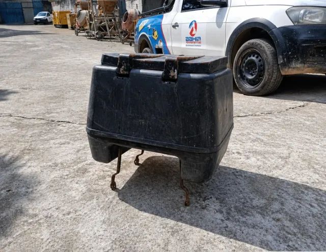 ( Vendo )Baú usado,porém em bom estado!!!! - Foto 3