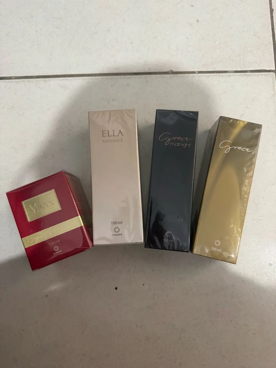 4 perfumes Hinode 
