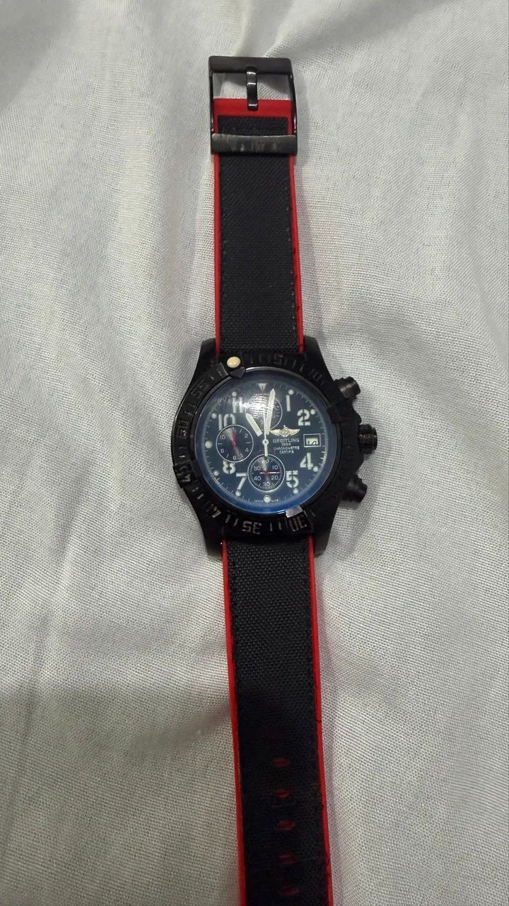 Breitling Avenger Skyland Vermelho - Foto 4
