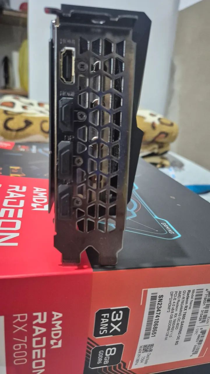 Placa de video RX 7600 8GB Gigabyte  - Foto 4