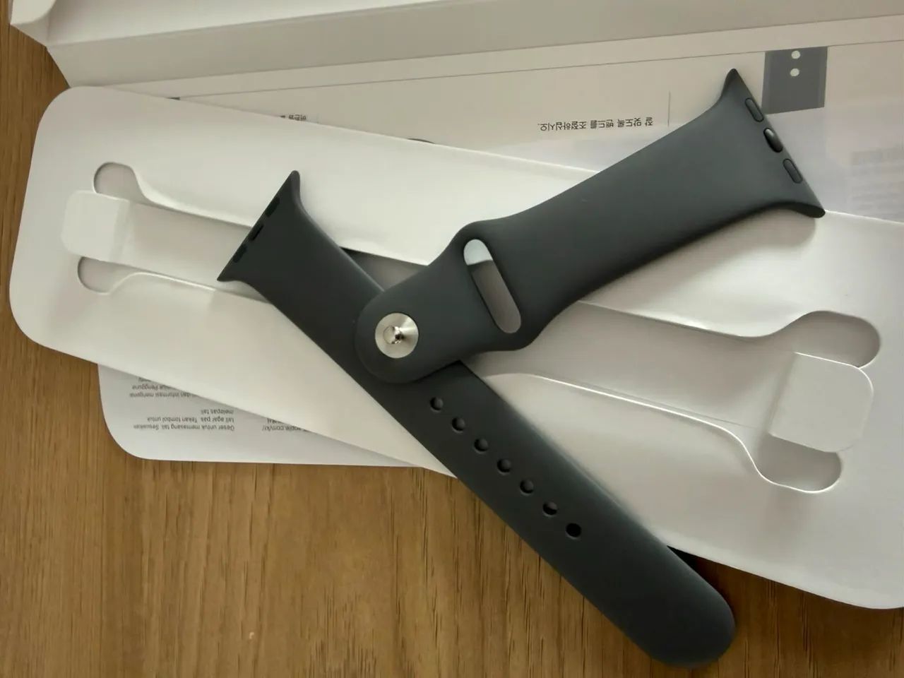 Pulseira Apple Watch Sport Band Original - Cinza - Tamanho Grande (M/L) - Foto 2