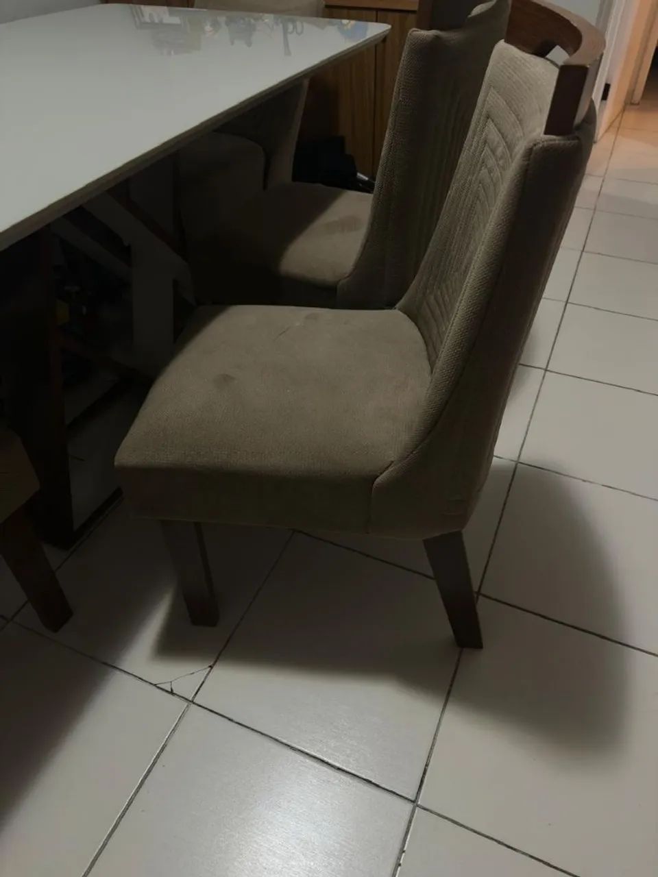 Mesa de jantar para 6 lugares. - Foto 2