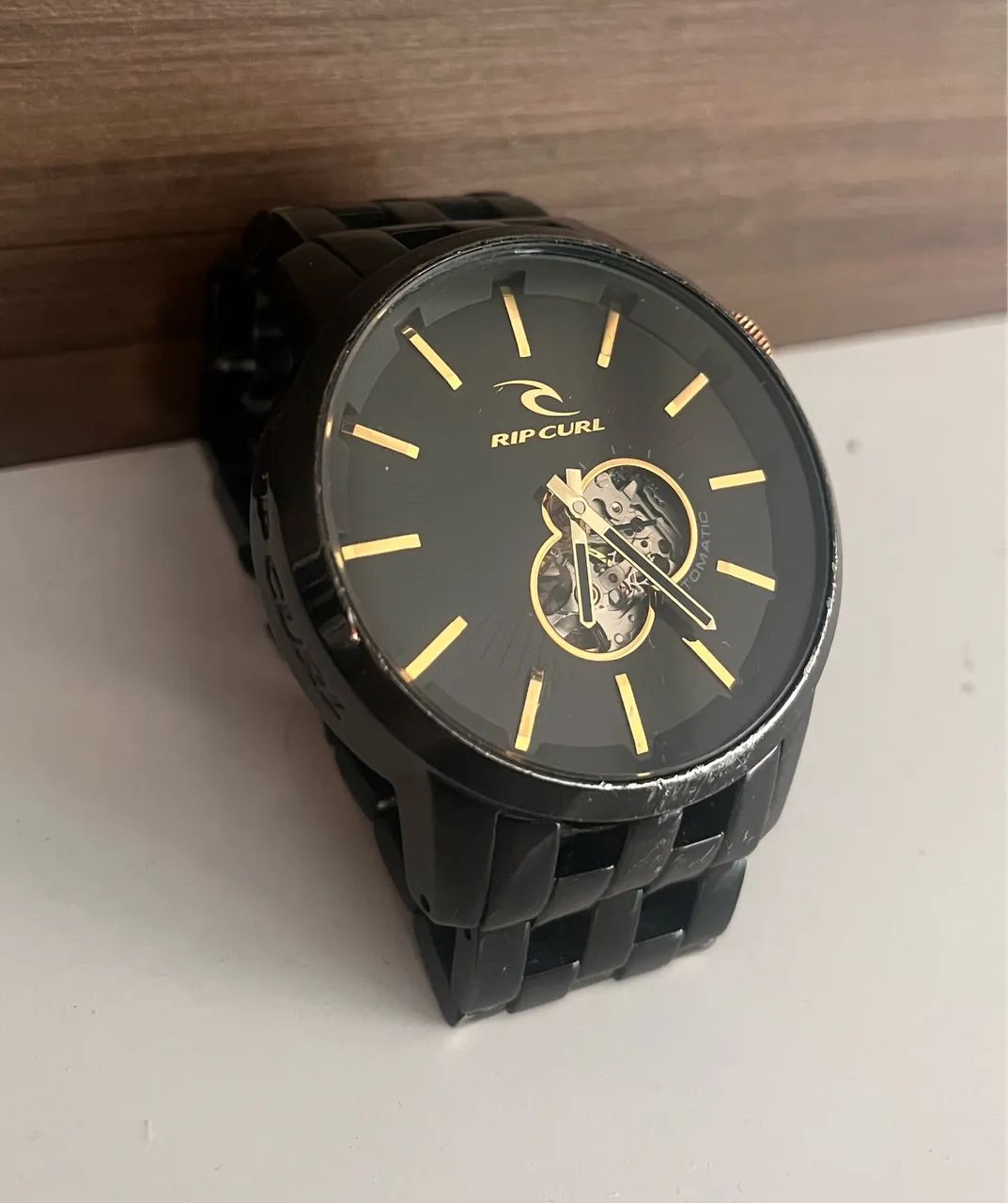 Relógio Rip Curl Detroit automático original preto com dourado - Foto 3