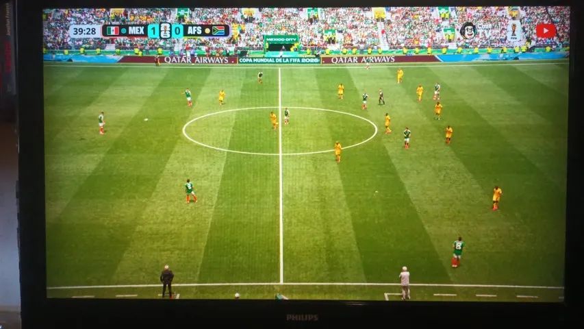 Televisão Philips 42" Full HD (Não é Smart).