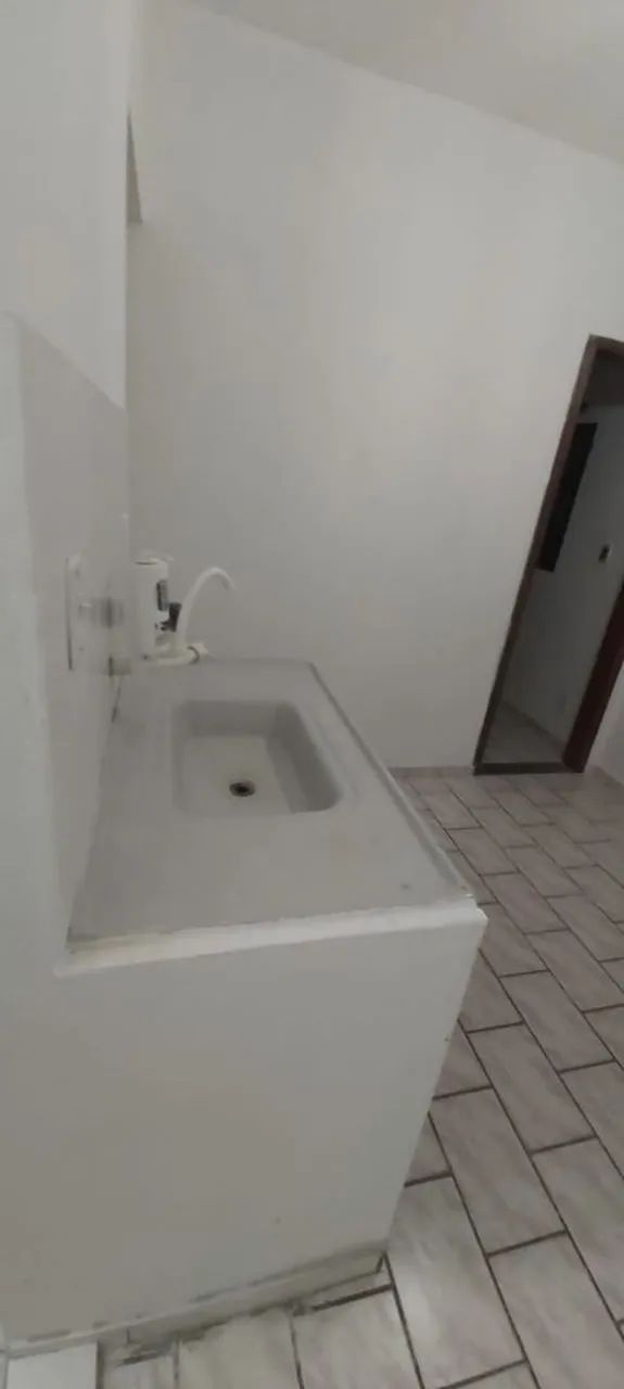 Aluga-se kitnet em laranjeiras 650,00 - Foto 4
