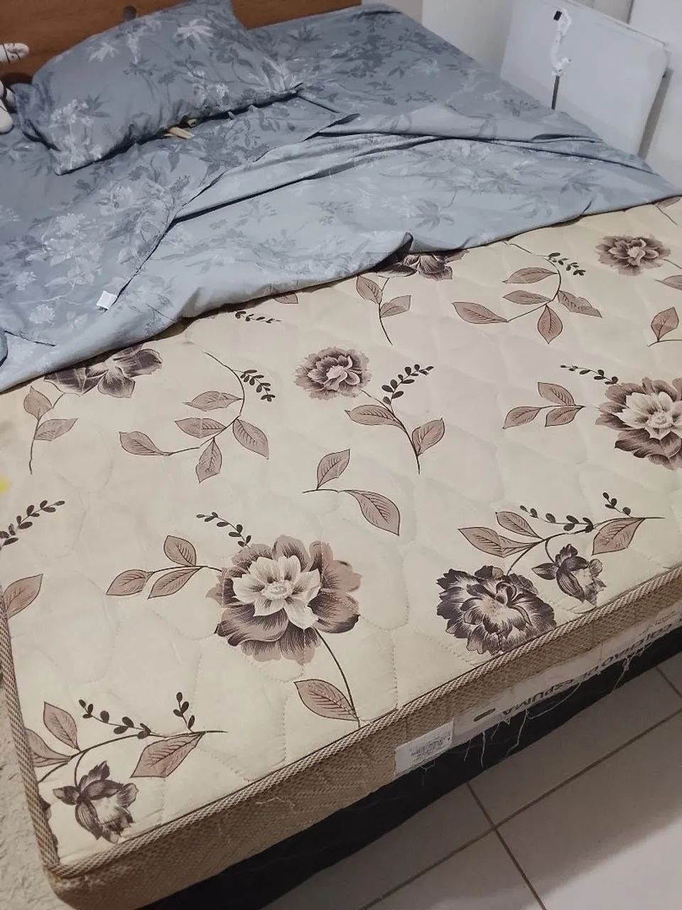 Base de cama box casal e colchão casal ortobom - Foto 4