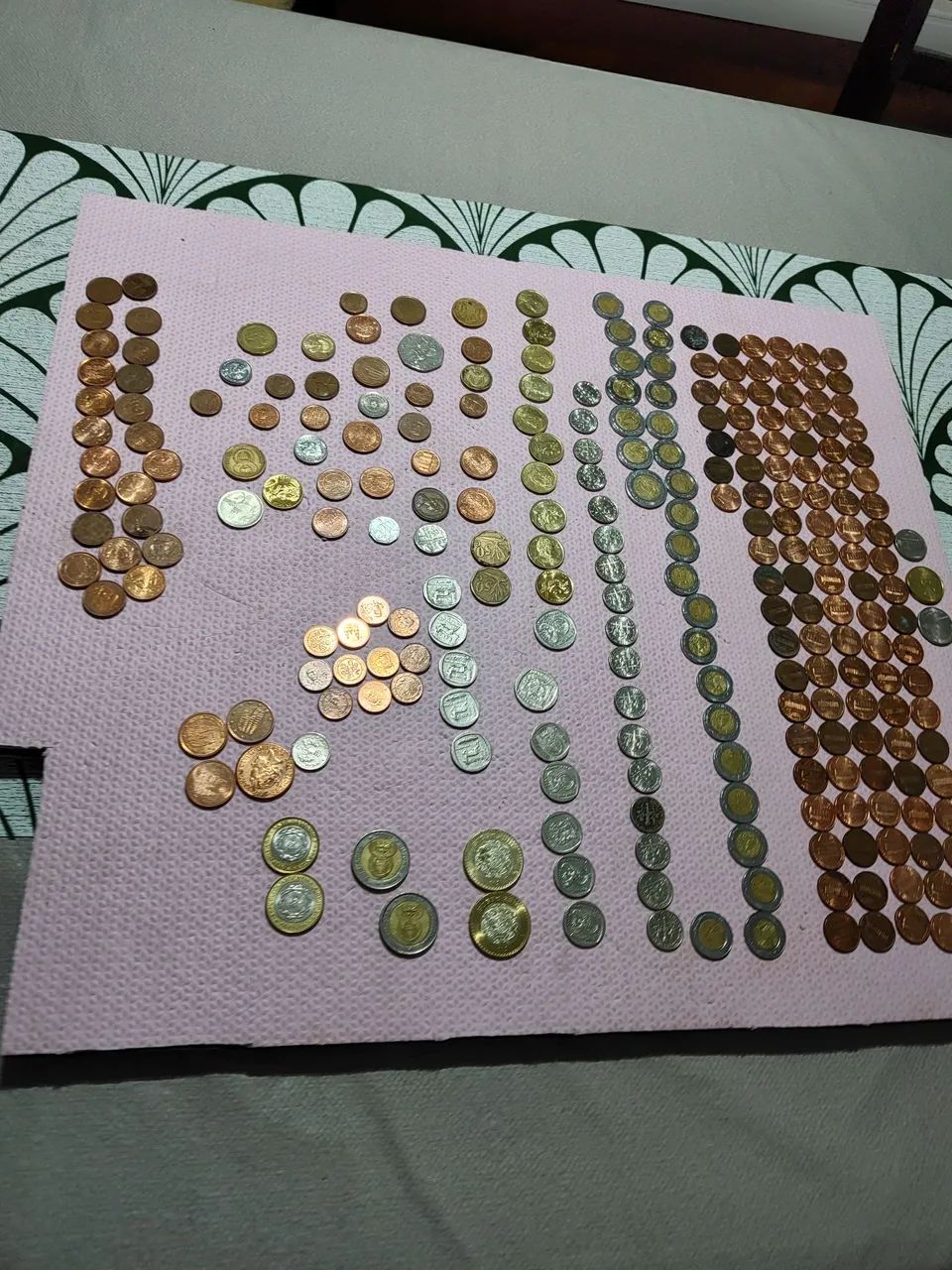 Coleção de moedas algumas antigas e atuais - Foto 2