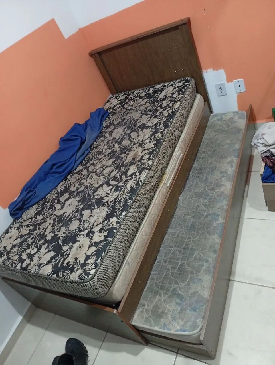 Cama Solteiro Dupla+colchões  - Foto 3