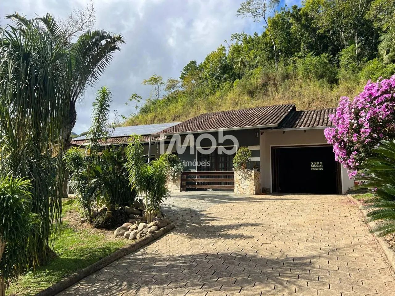 CASA COM 3 QUARTOS, BOMPLANDT CORUPÁ