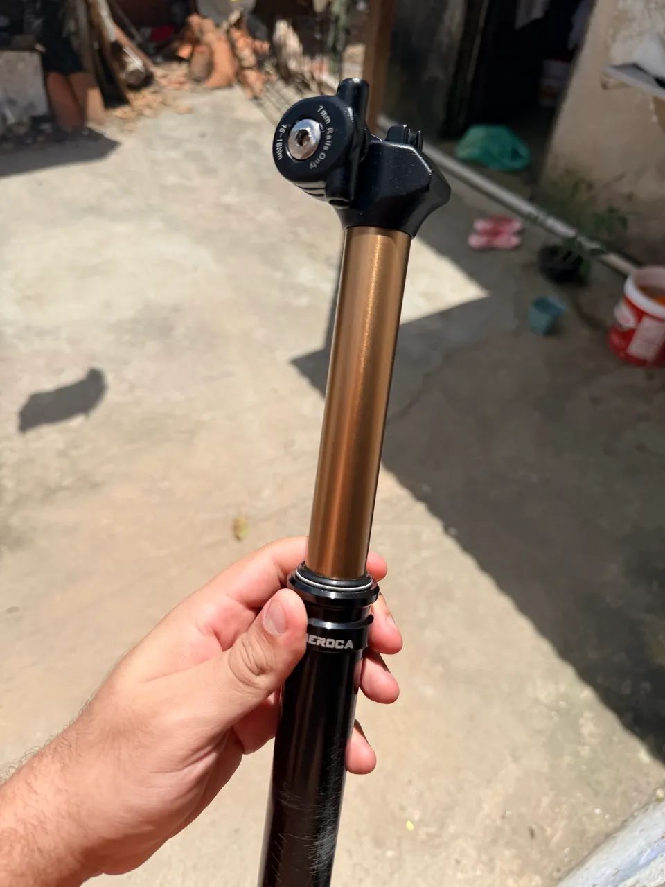 Canote retrátil 