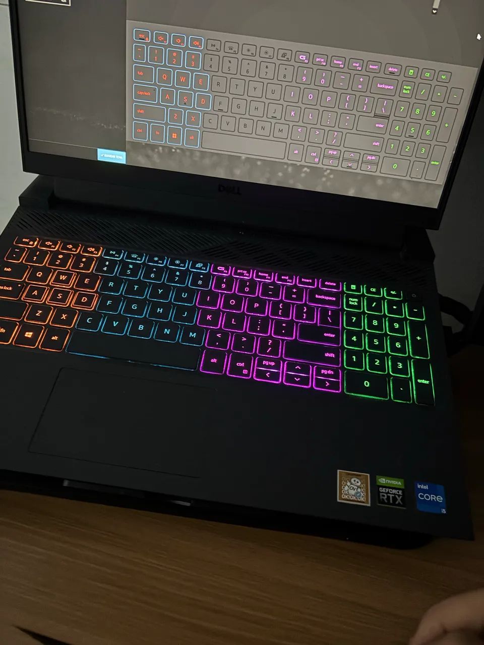 Dell G15 RTX3050, 512ssd, 16ram, 4vram, RGB4zonas - Foto 3