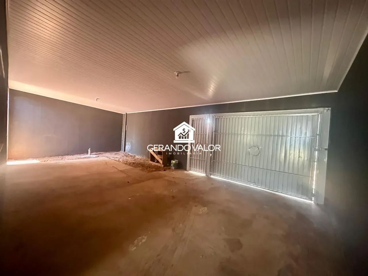 Casa com 2 Suítes - Garagem coberta - Foto 3