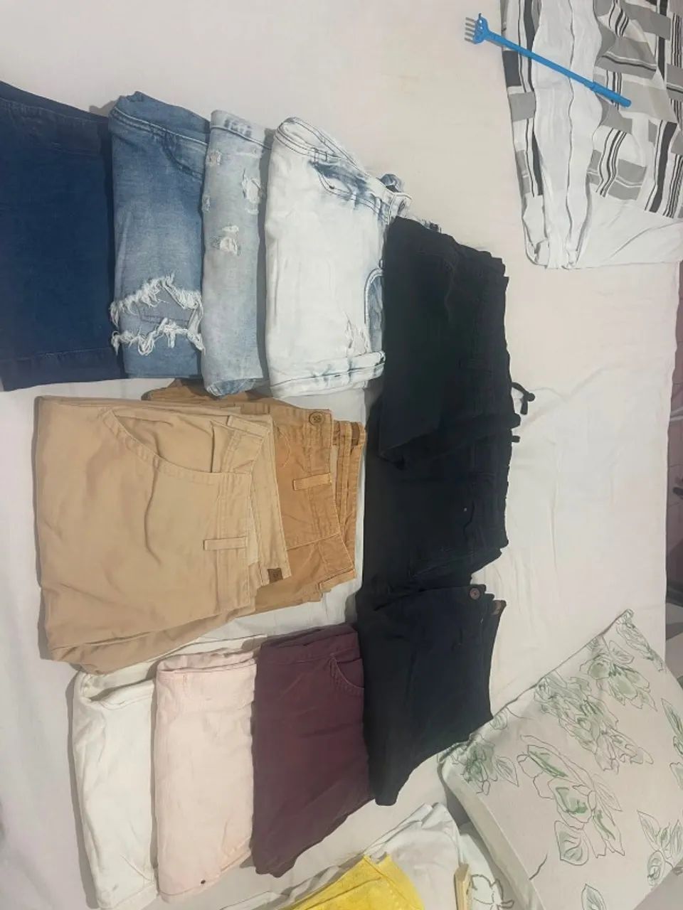 12 bermudas semi novas por 250,00