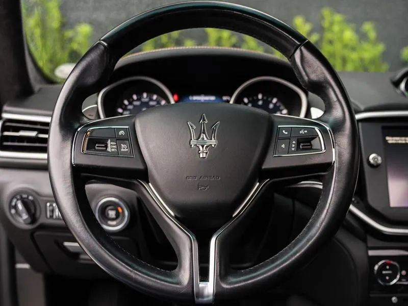 Maserati Ghibli 3.0 V6 330cv Aut., foto 6 de 18