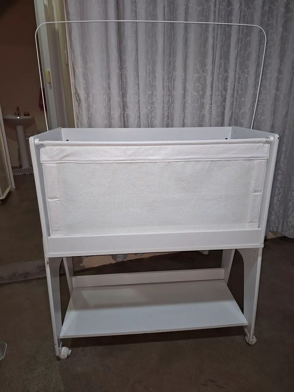 Mini berço Moisés, lateral de tela removível. - Foto 5