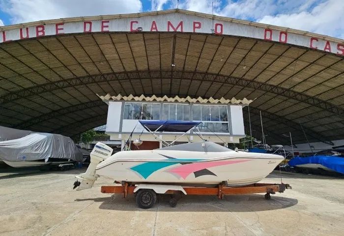 Vendo Lancha - proa aberta, completa. 