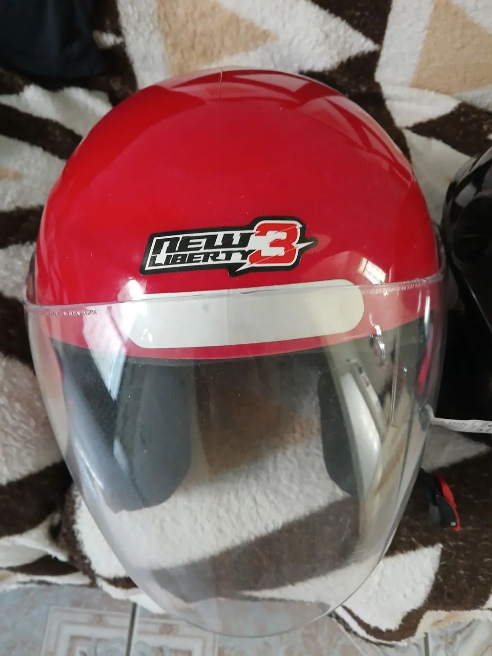 Capacete semi novo . - Foto 2